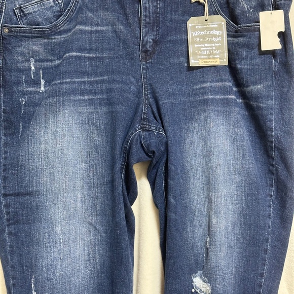 Democracy Women's Jeans 24W Blue Slim Straight "AB" Technology - Mold and Hold - Picture 2 of 8